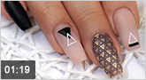 Trendstyle Nailart: "Black & White Triangles"